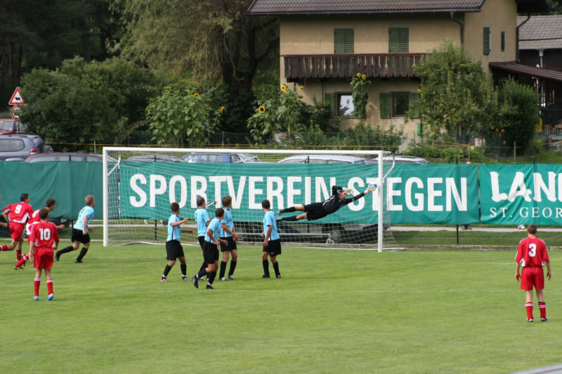 gal/Stadtturnier2007 - Spiel um Platz3 gegen Ahrntal/2007-08-12 SVR gg. SSV Ahrntal beim Stadtrurnier 034.jpg